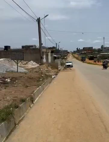 900 M² AVEC ACD - EN VENTE - COTE D'IVOIRE - COCODY ANGRE CHU - 250 MILLIONS FCFA