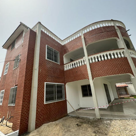 VILLA TRIPLEX DE 15 PIÈCES-EN LOCATION-COTE D’IVOIRE- RIVIERA 3 À  4 MILLIONS FCFA