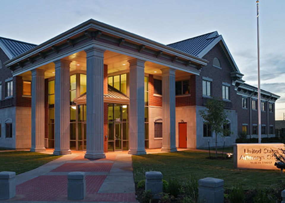 Glass United States Attorney’s Office Western District
Architectural Glass and Metals