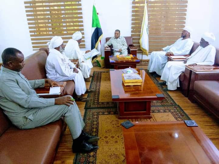 The Governor of Northern State meets with the Head of the Sudanese Scholars Authority in the State