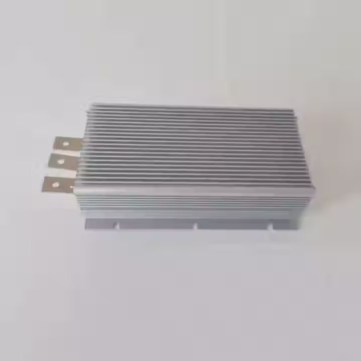 Dc converter 24v to 28v 50A