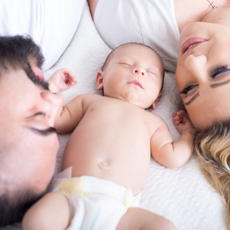 Quand un enfant naît, un nouveau couple naît avec lui : le couple parental.