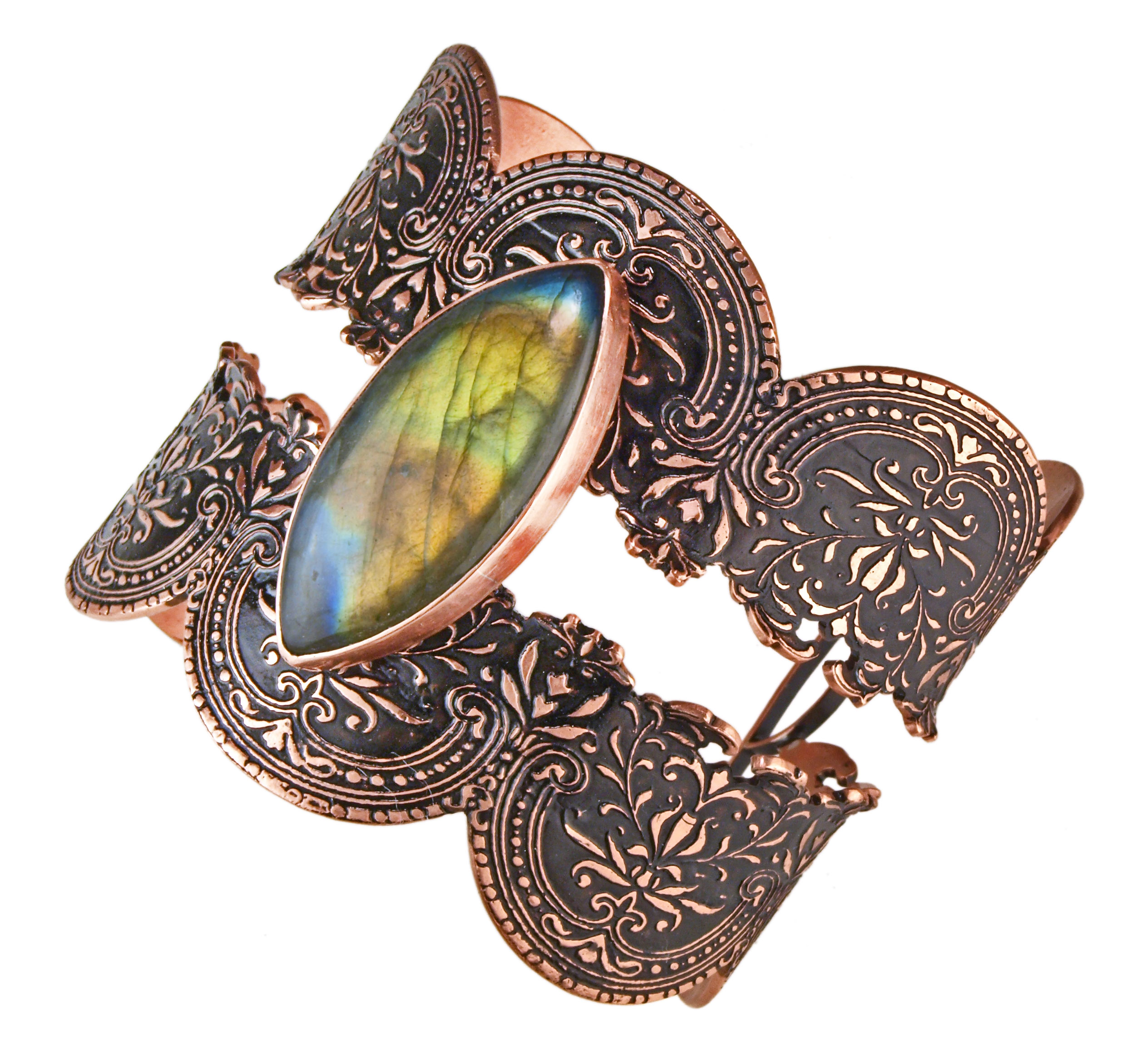 Ruffle Cuff