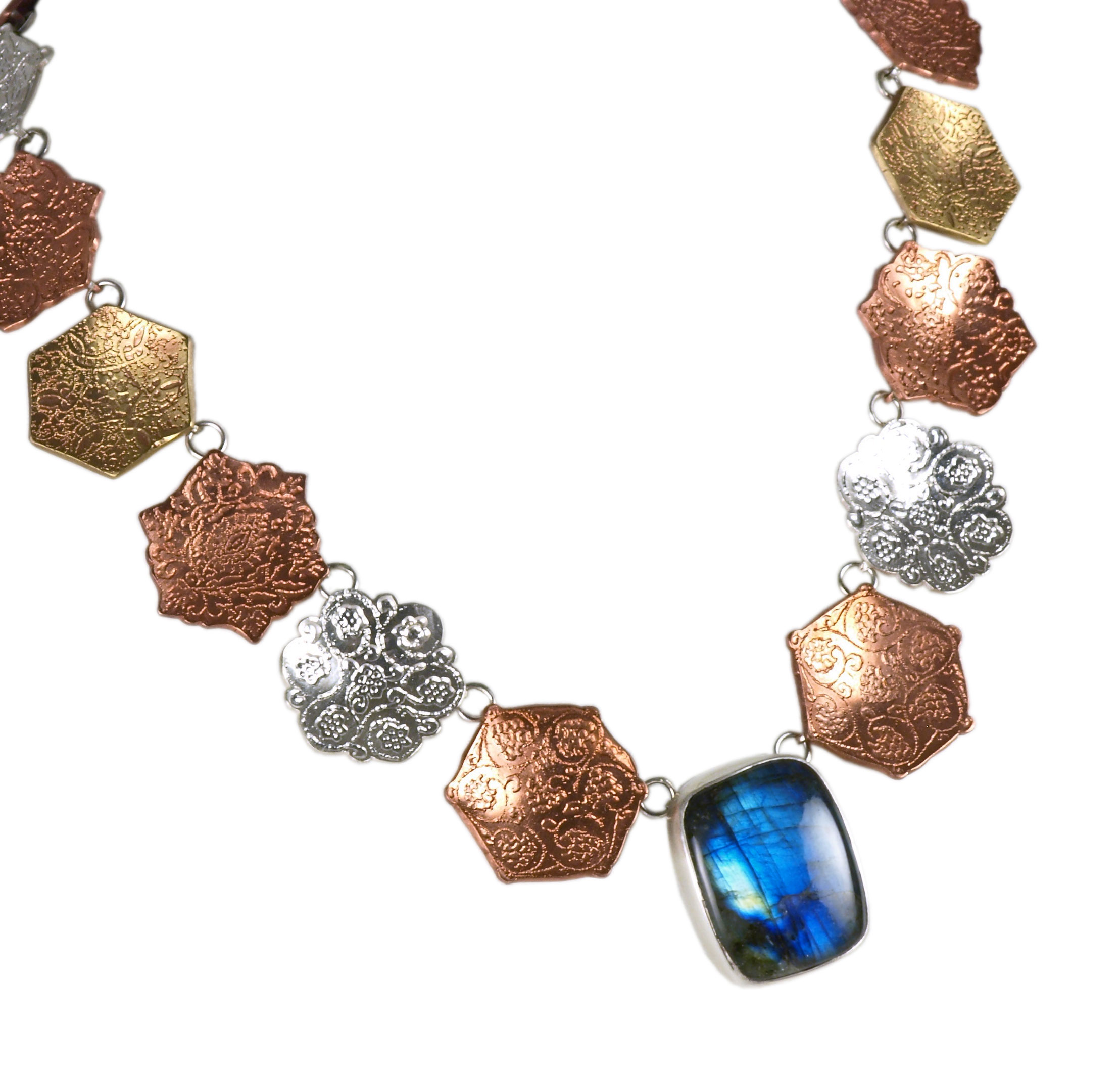 Samia Necklace
