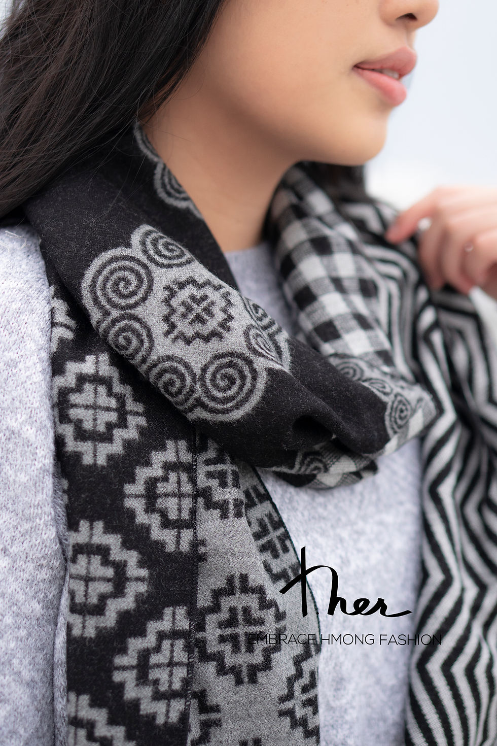 Thumbnail: Hmong Pattern-Blocked Scarf