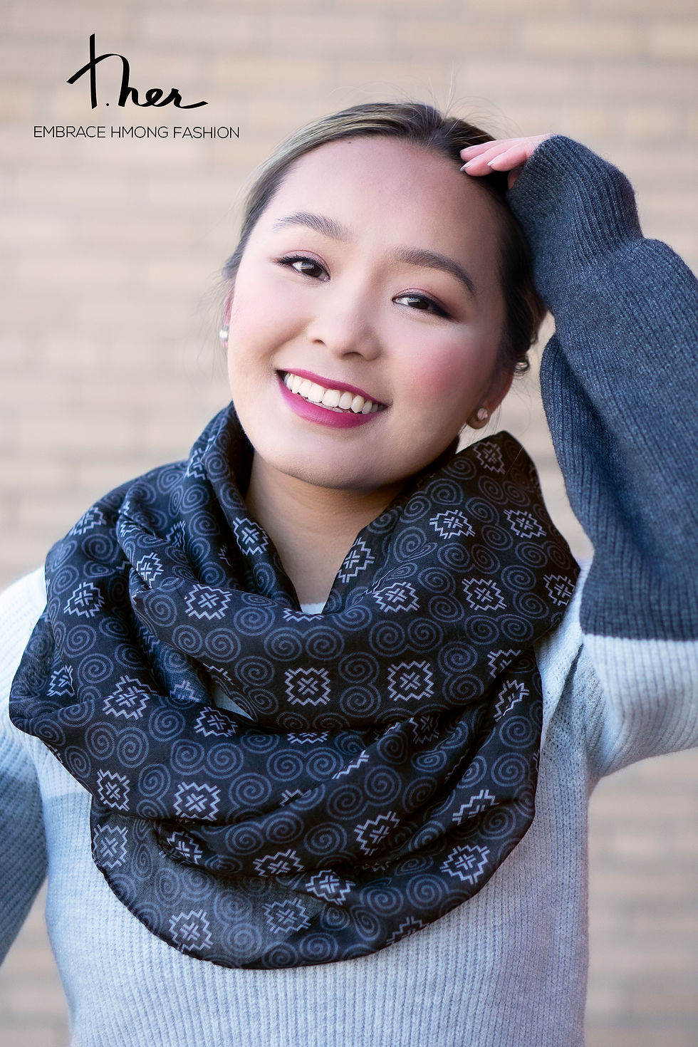 Thumbnail: Hmong Pattern Lightweight Infinity Scarf