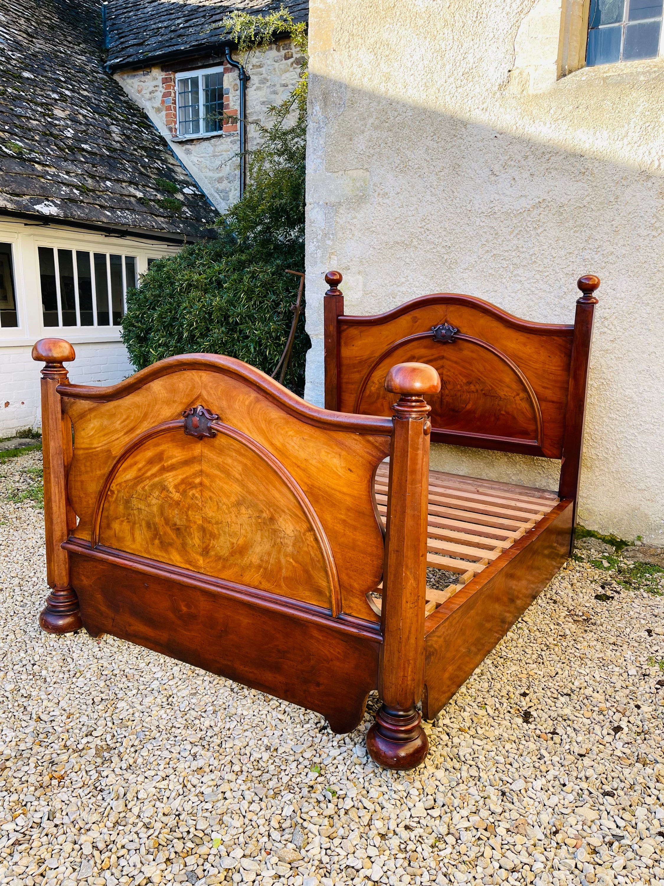 Attractive Victorian mahogany bedstead dating from Circa 1860. 