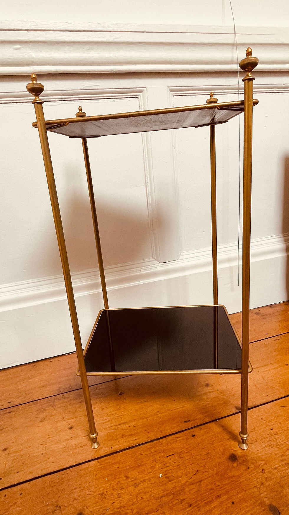 Thumbnail: Mid 20th Century two tier étagère in brass finish - #8868