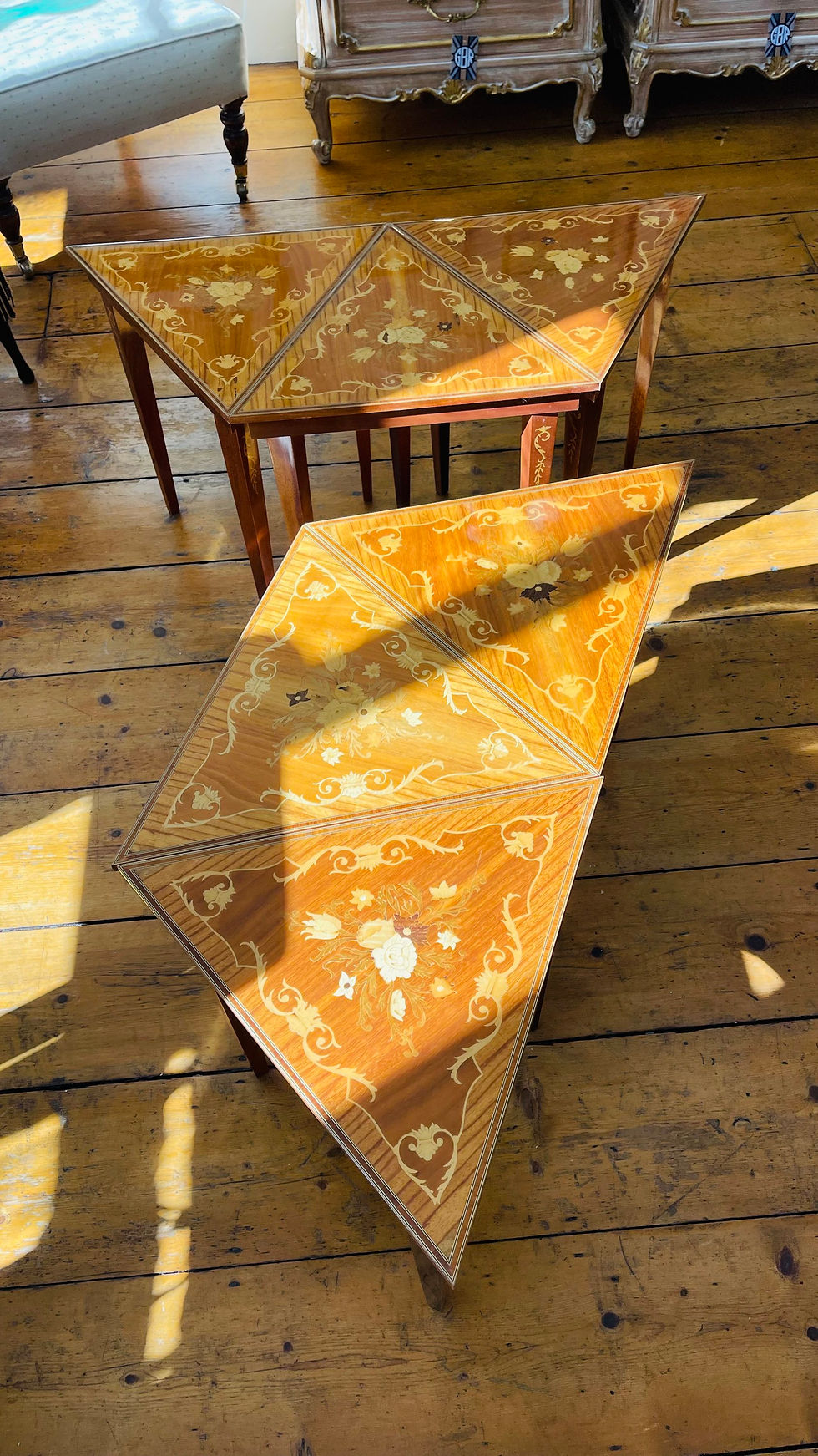 Thumbnail: Mid 20thC Italian Sorrento Marquetry Inlaid Occasional Table Set - 9106