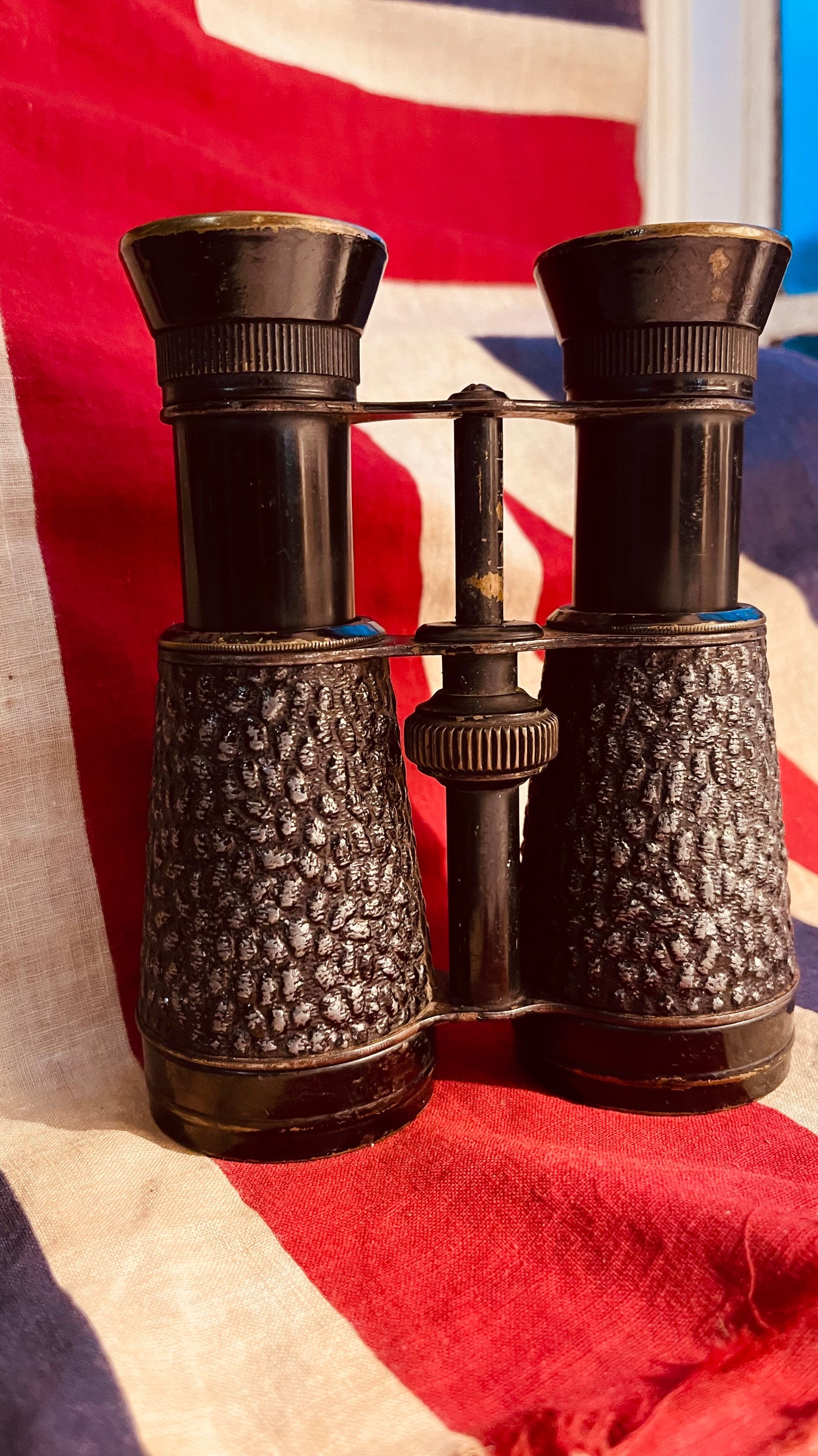WW1 HMS Valiant Officers binoculars #6132/8