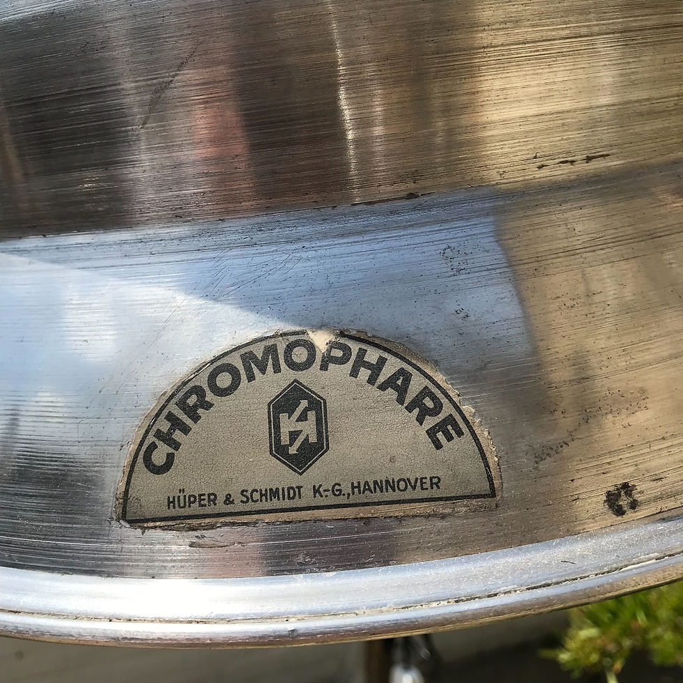 Thumbnail: 1950’s German Chromophare Operating Theatre Lamp