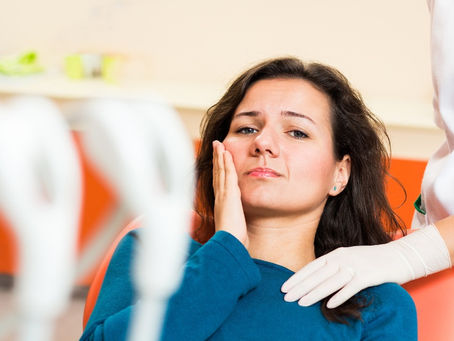 Nguyên nhân khiến răng sứ bị ê khi uống lạnh và cách cải thiện