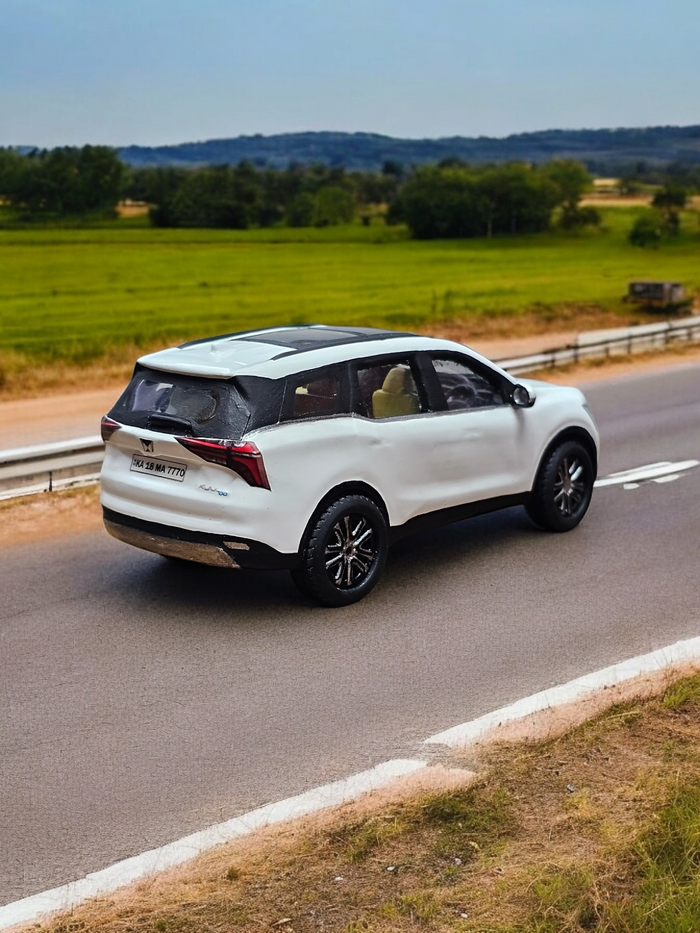 Thumbnail: XUV 700