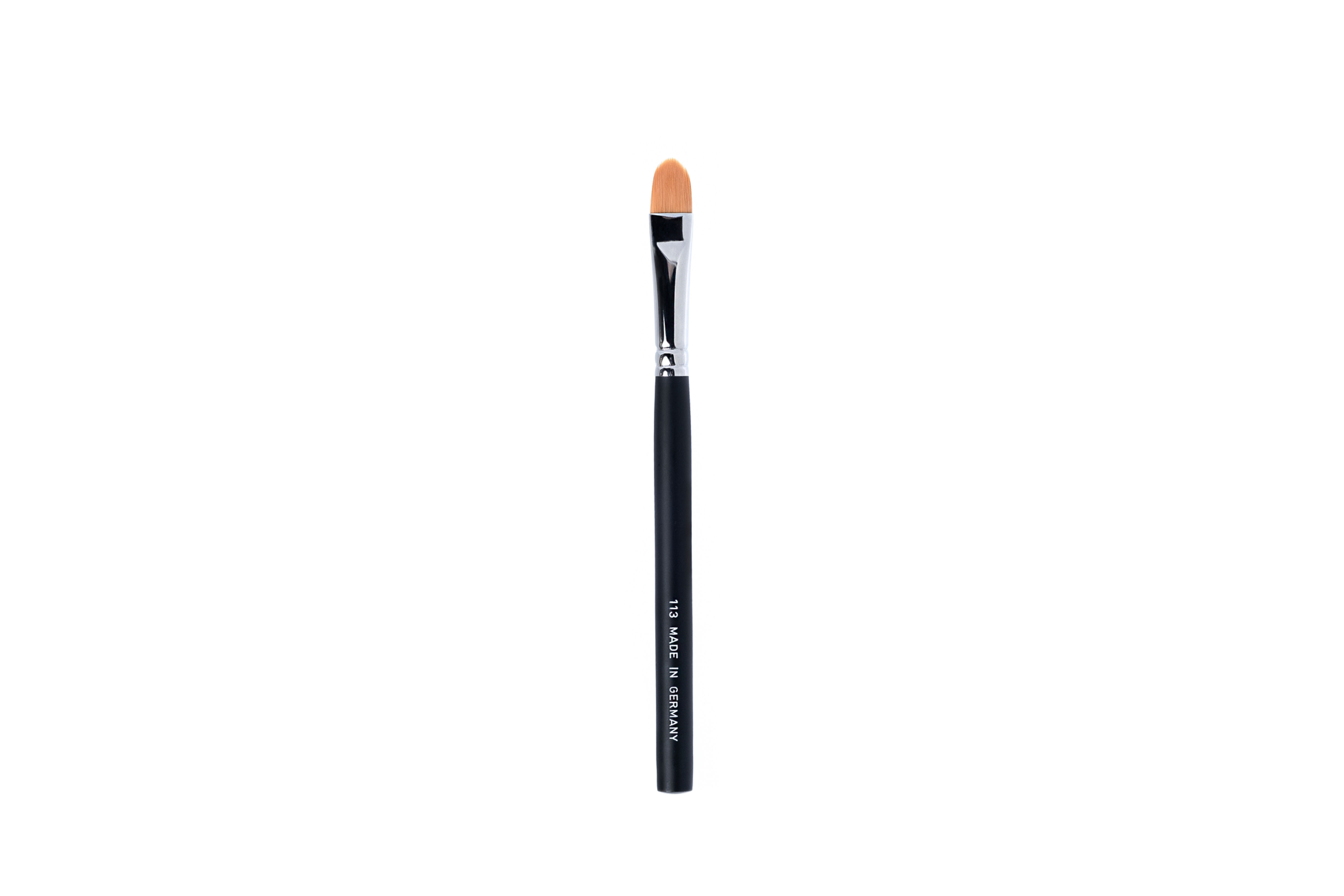 TAPERED CONCEALER BRUSH • 113