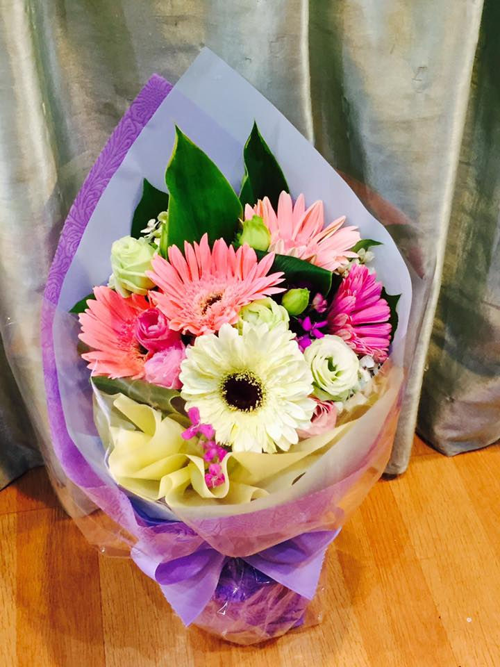 Faabatjyun 花不完 太陽菊花束 畢業花束 送花