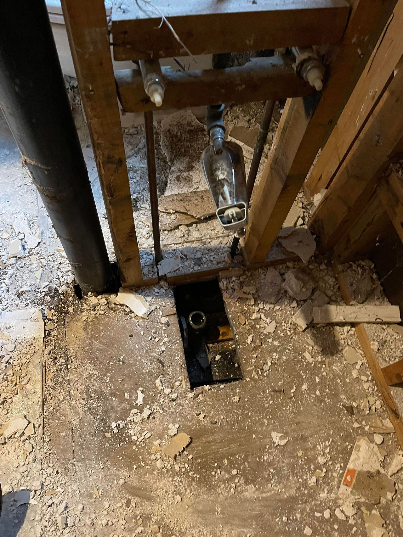 Sink goes here. Or it will when we're done!
