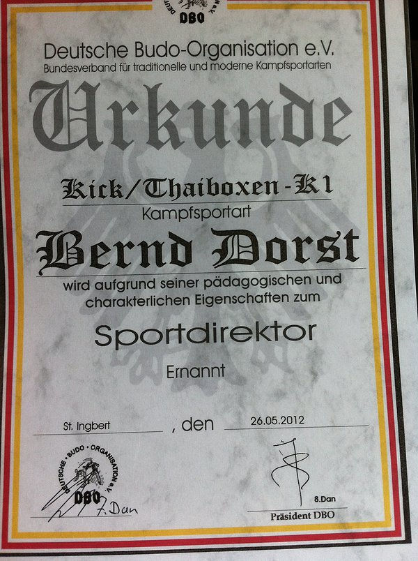 9882e9_decc7d45bb1e47daa422ec84f5a903c4