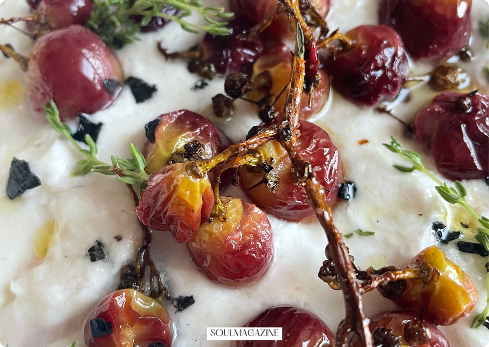 Burrata mit gebackenen Weintrauben