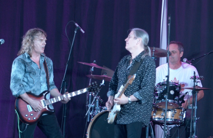 Carl Dixon and Laurie MacKenzie