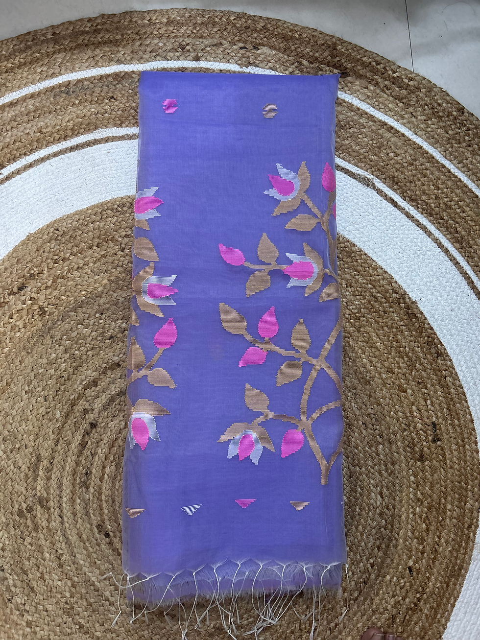 Thumbnail: Lavender Pure Muslin Handwoven Jamdani Saree