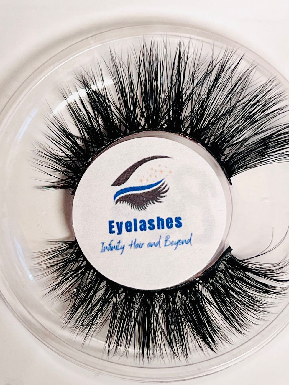 Thumbnail: Day’s Eyelash Strips B09