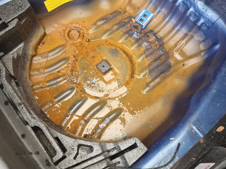 Don’t Let Flood Water , Water Leaking or Drinks Spilled Damage Your Car!