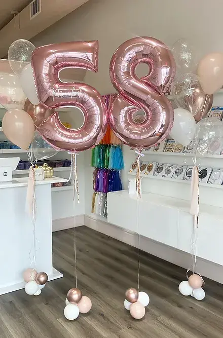 Thumbnail: Jumbo Mylar with Latex Bouquet