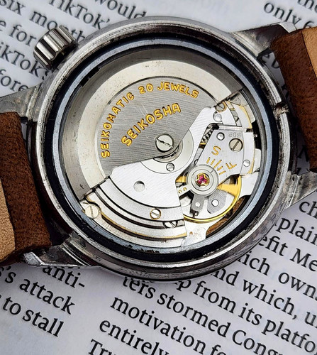 1961 Seiko J12082 Silver Wave Starburst Dial Automatic, Seiko's