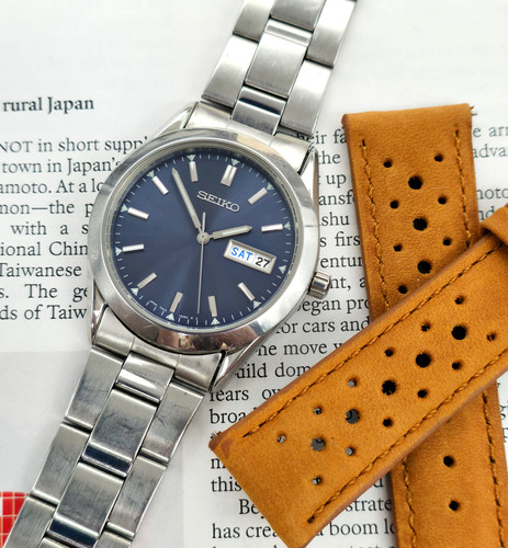 Deep Blue 2001 Seiko 7N43-9080 Dress Watch | DC Vintage Watches