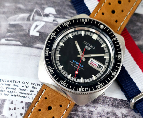 1969 Seiko 6106-8120 Automatic Sport Diver | DC Vintage Watches