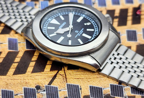 Early 1990s Seiko SUS 7N35-6150 