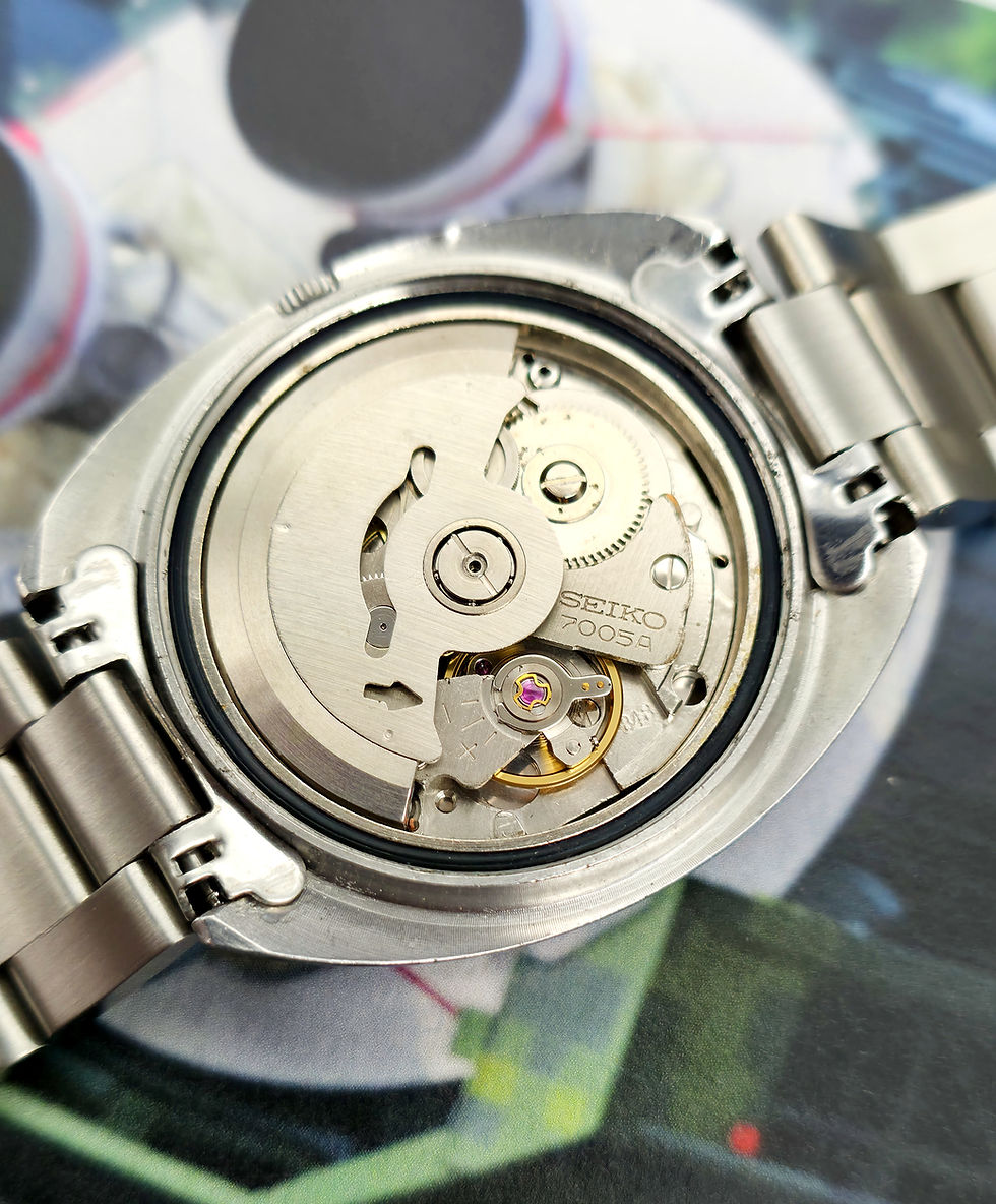 Thumbnail: 1971 Seiko 7005-8032 White Arabic Automatic Sport Diver