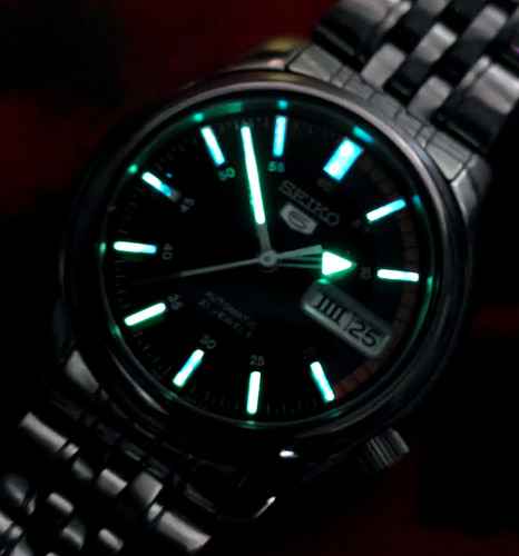 2006 Seiko Ref. SNK375 