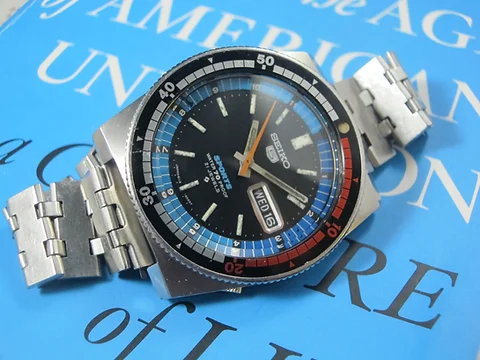 seiko 5 rally diver