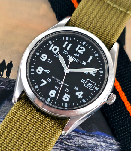 1997 Seiko 7N42-8260 Field Watch | DC Vintage Watches