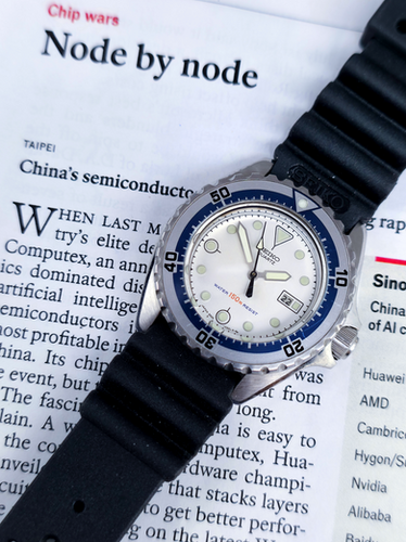 1984 Seiko 2625-0170 Womens Dive Watch | DC Vintage Watches