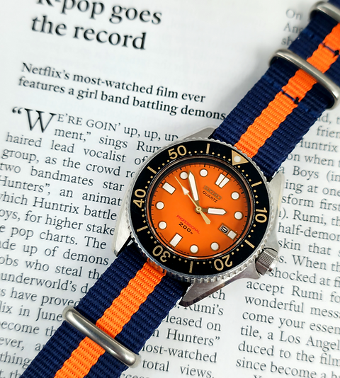 seiko セイコー 2A22-0170 動品 1617 ヴィンテージ ボーイズ 1984 Seiko 2A22-0170 Orange Womens Dive Watch | DC Vintage Watches