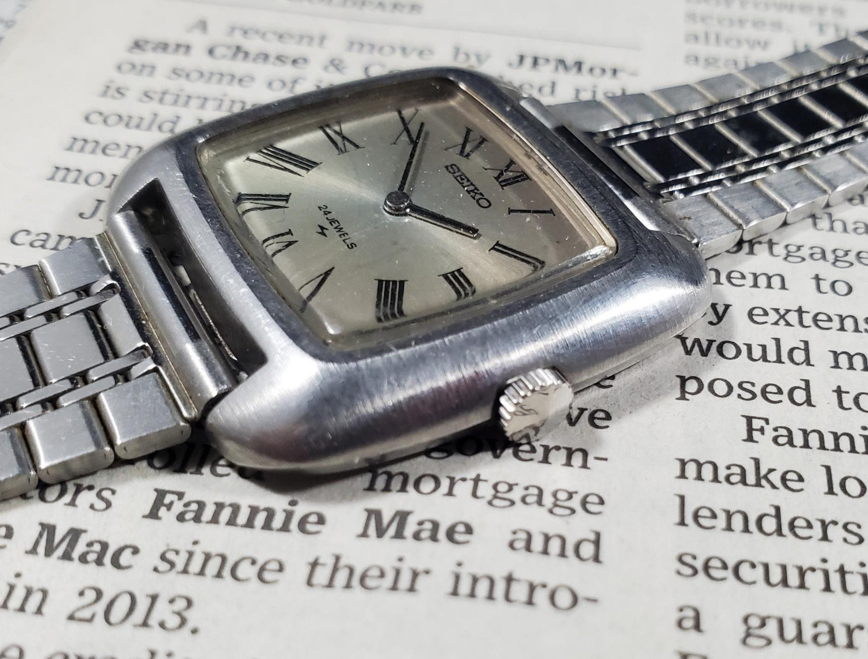 1971 Queen Seiko Chariot 2559-7050 Woman's Mechanical Watch | DC Vintage  Watches