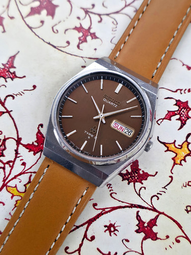 Chocolate 1977 Seiko Type II 7546-700A Quartz Dress Watch | DC