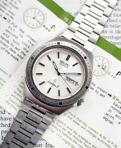 SEIKO Silver Wave クォーツ時計 Rare] Seiko Quartz Silver Wave Z Wristwatch 7123-8070