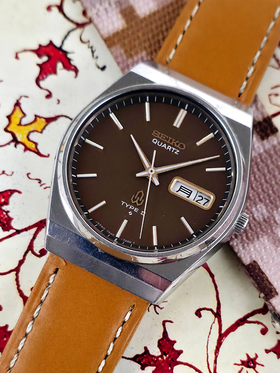 時計 SEIKO TYPE II 7546-700A QUARTZ SUWA Chocolate 1977 Seiko Type II 7546-700A Quartz Dress Watch | DC