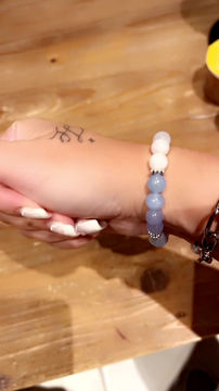 Miniature :  Bracelet soin contre les bouffées de chaleur