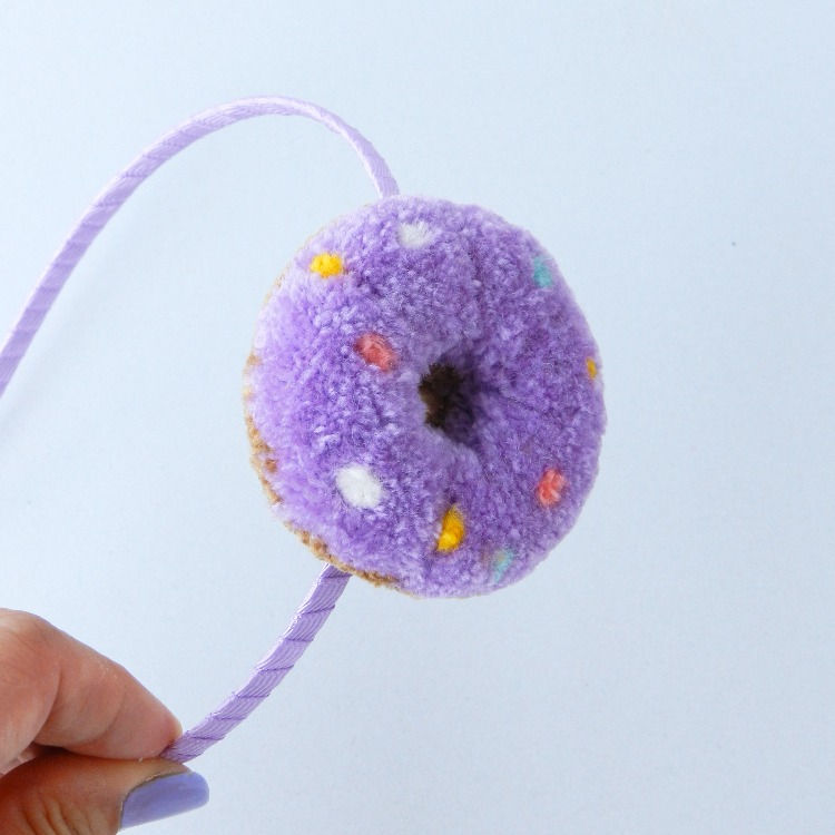 Küçük resim: Donut taç