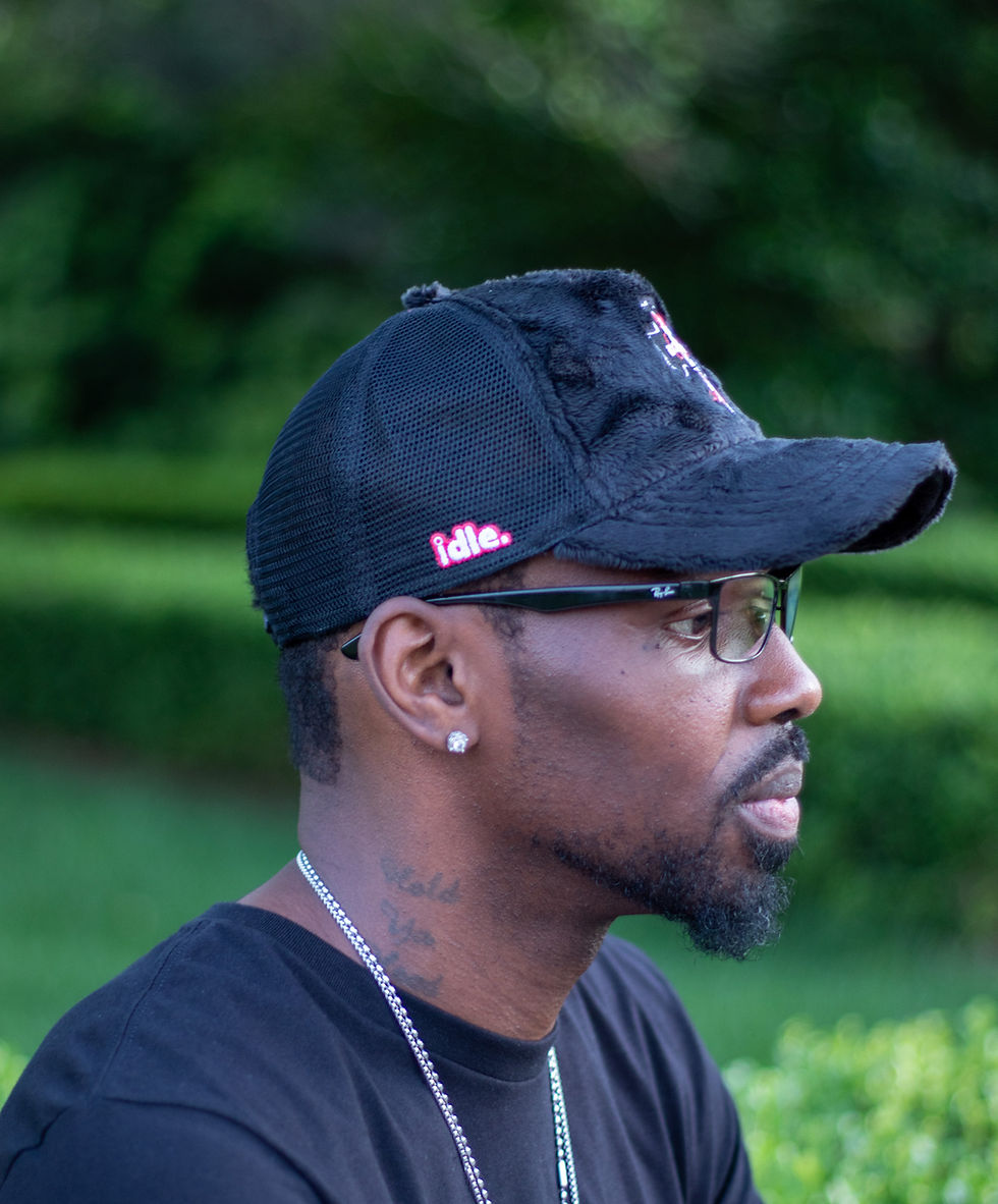 Thumbnail: Luxurious Black Velvet Trucker Hat