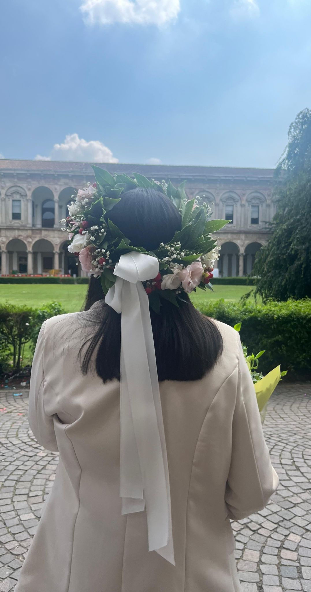 Corona d'alloro Gisofila, Ipericum e Lisianthus