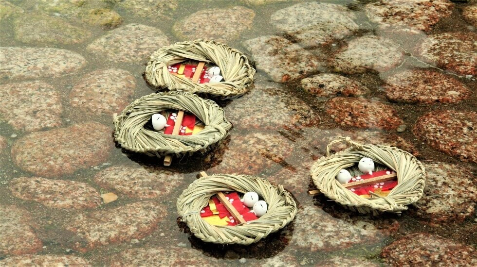 floating doll kyoto hinamatsuri Japanese festival Zusetsu store furoshiki