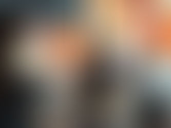 Persona feliz celebrando sus avances en la rutina fitness – Walter Mehrer C