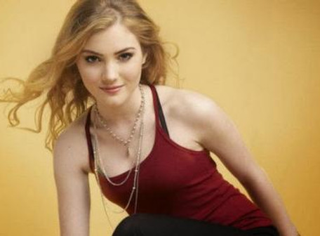 Skyler_Samuels_2014-434x284.jpg