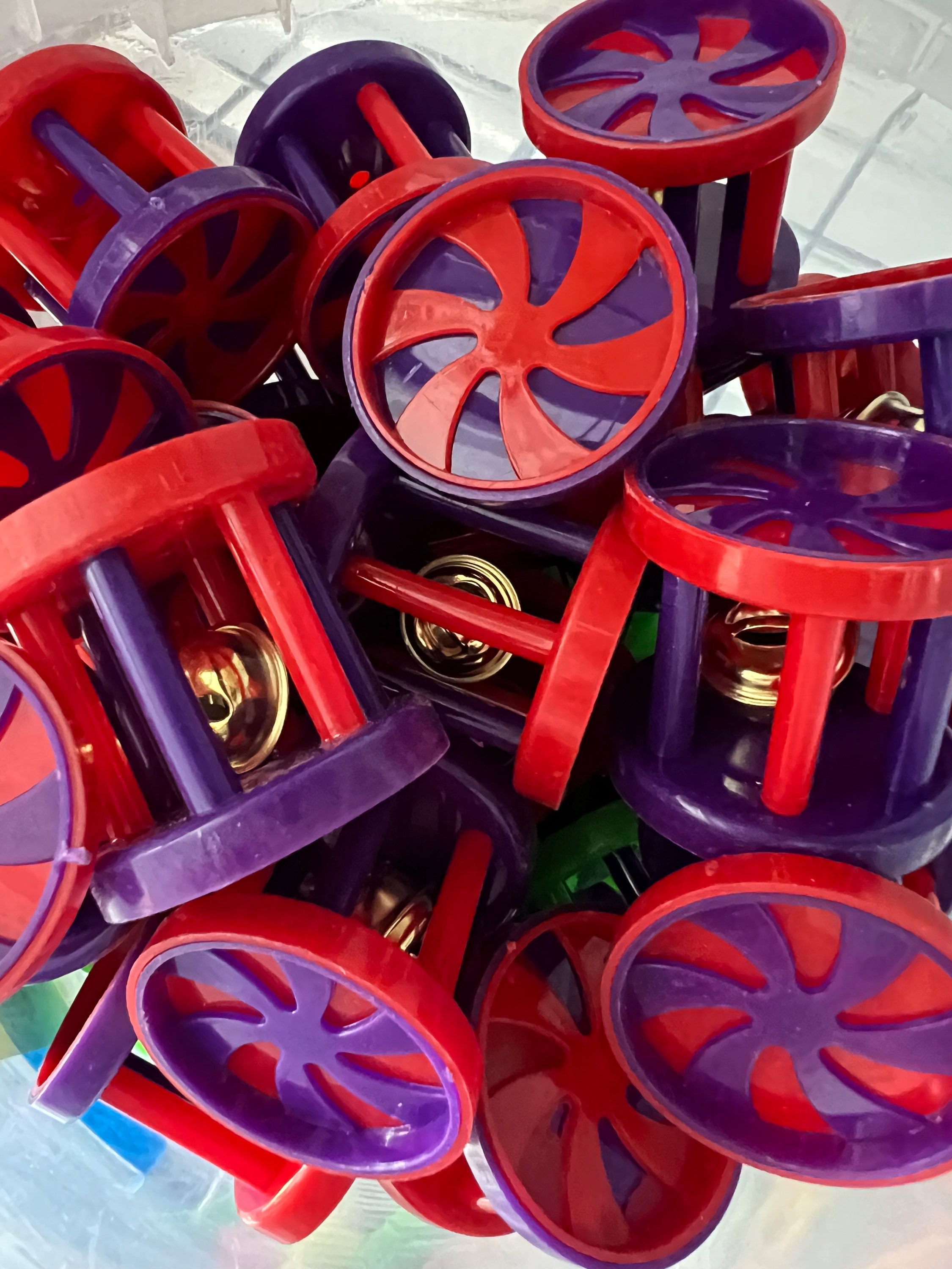 Small Barrel Foot Toy 