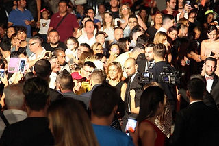11350_il-cast-di-gomorra-a-la-cartiera-per-litalian-movie-award-600x400